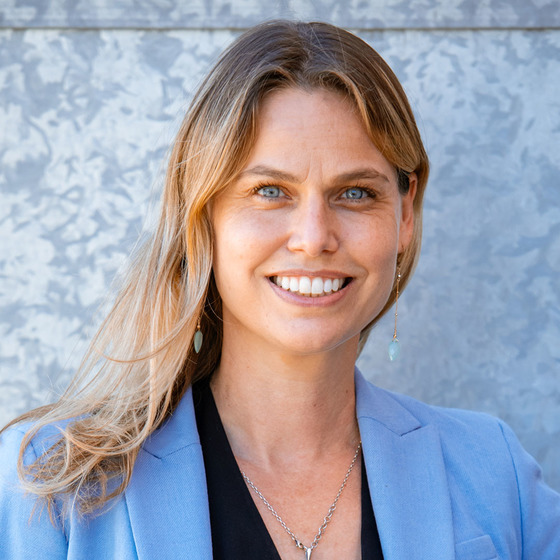 Stephanie Richard Square