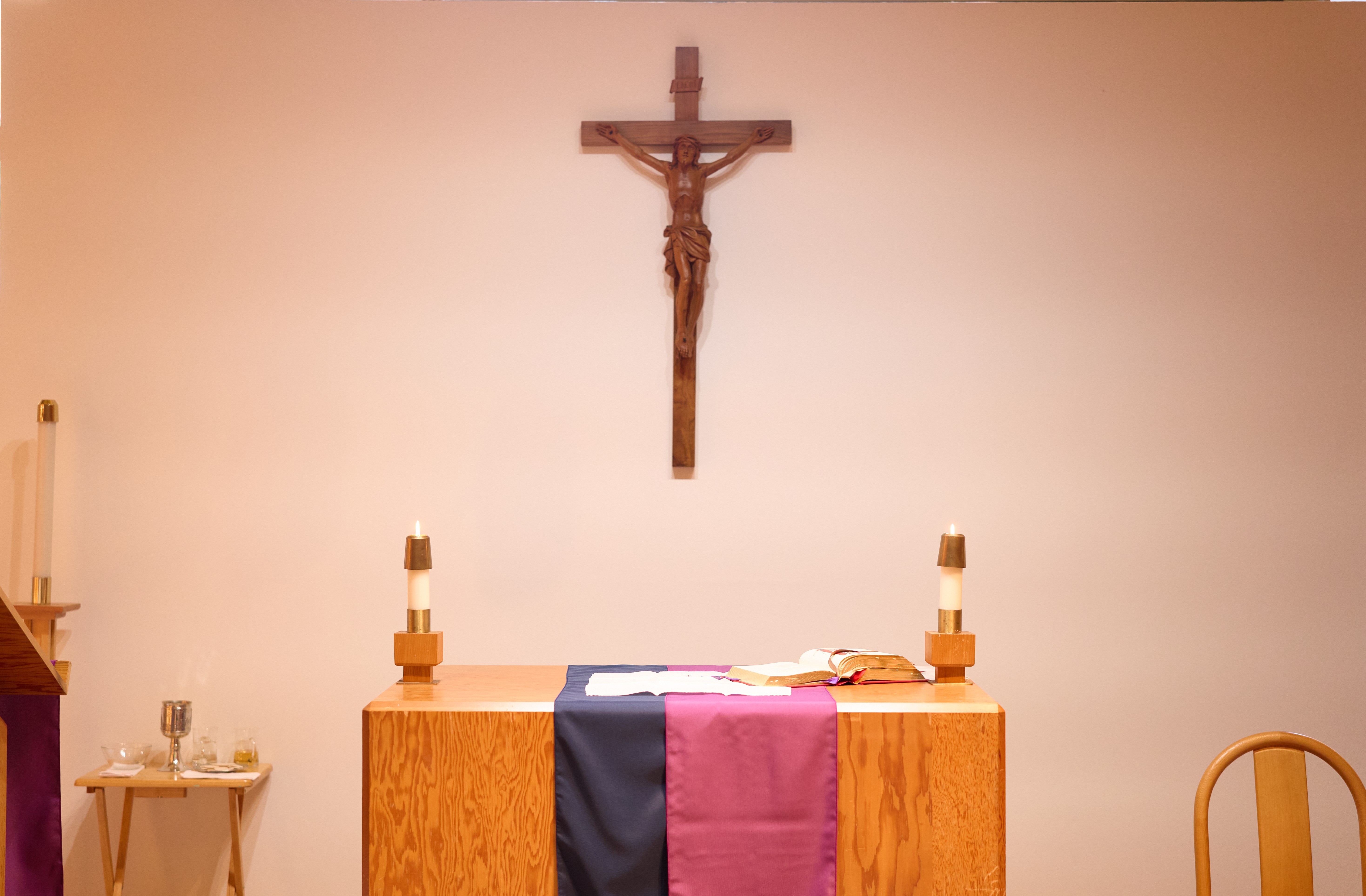 Advent Mass in the Chapel fo the Advocate